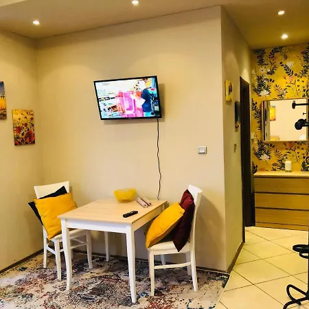 Private Center Opera And Nevski Cathedral Apartment