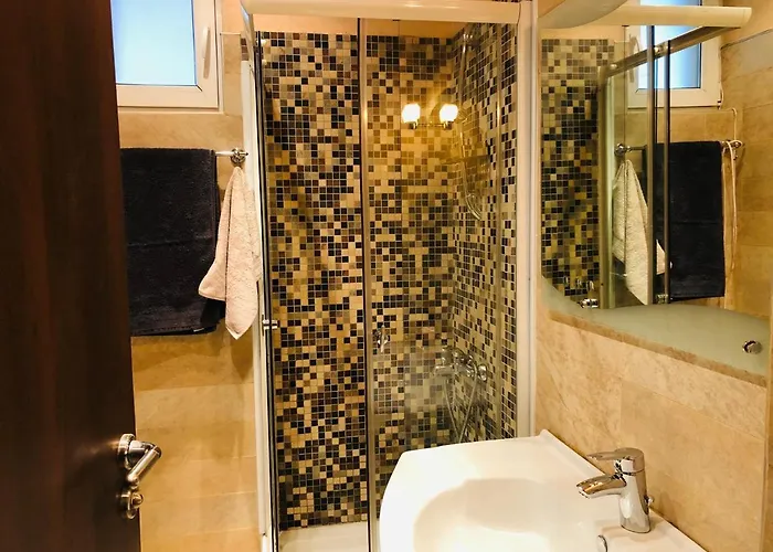 Private Center Opera And Nevski Cathedral